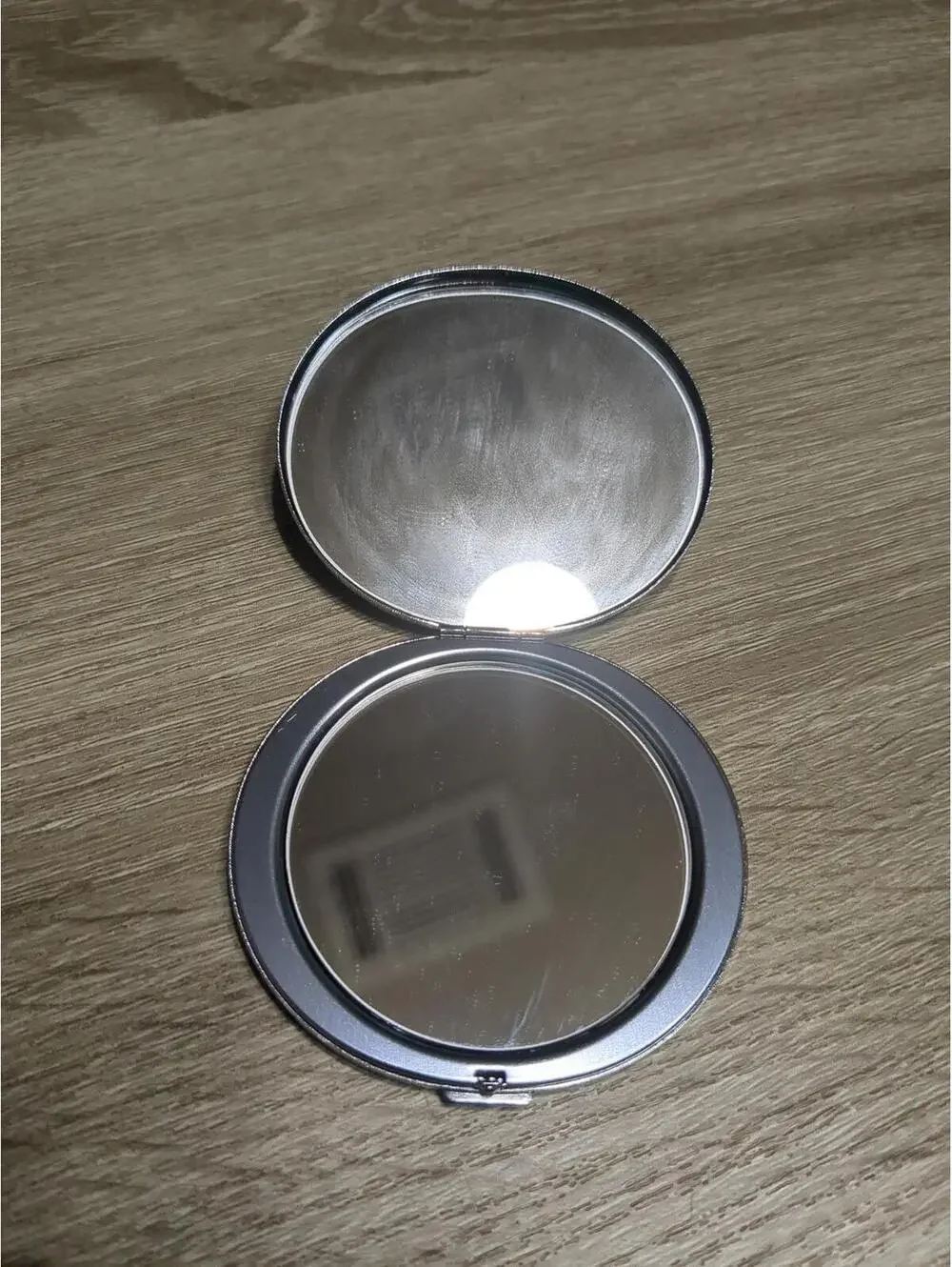 Spring Street Compact Mirror with Crown Design